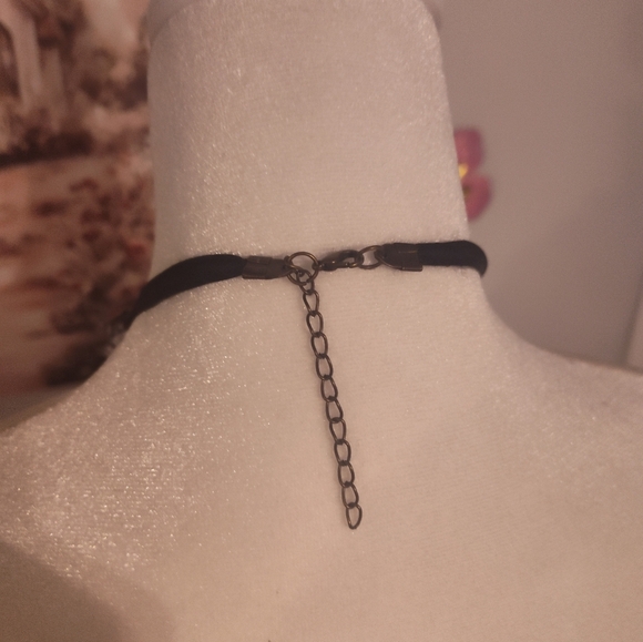 Elegant Red and Black Beaded Necklace #3 - Picture 3 of 3